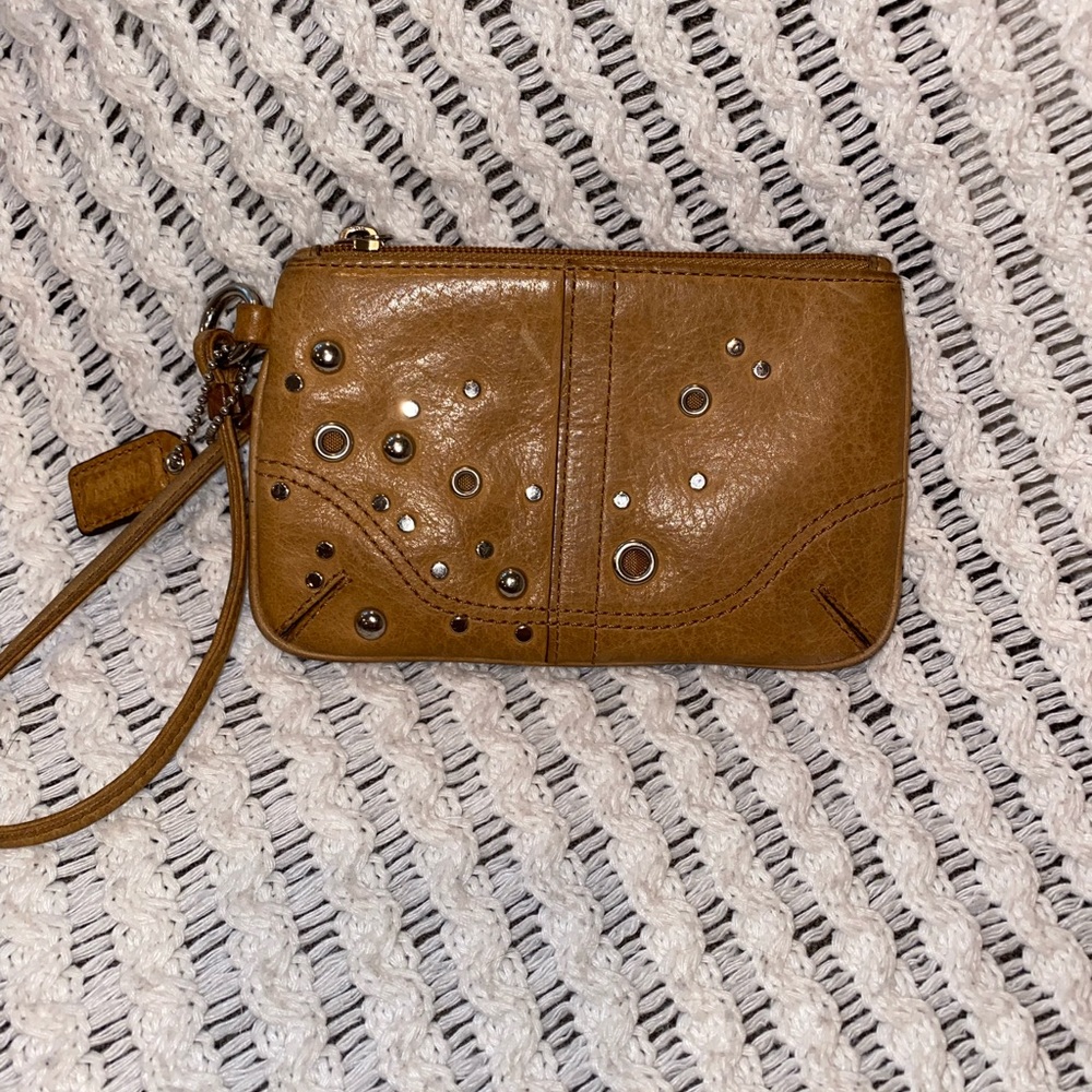 Authentic! Vintage Coach Leather Wristlet/Wallet Gem